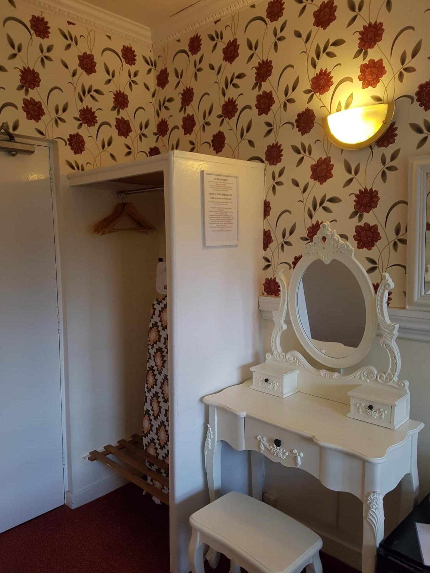 The Lismore Hotel Banbury Oda fotoğraf